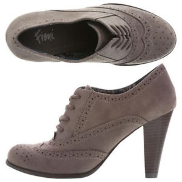 Excellent Fioni Grey Gray Heel Ankle Booties - Picture 1 of 7
